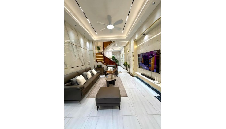 PHẠM ĐĂNG GIẢNG, BÌNH TÂN, 4,2x14, 4 TẦNG, GẦN AONE MALL TÂN PHÚ, HẺM XE HƠI, CHỈ NHỈNH 8 TỶ.